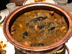 小鸡炖蘑菇-关东小磨东北菜(漕河泾印象城店)