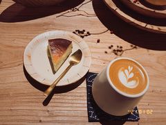 -觅见咖啡馆(艺展中心店)