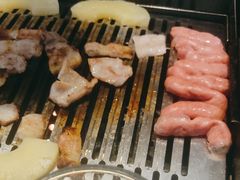 -臻牛烤肉