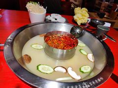 -谭鸭血老火锅(万象九宜城店)