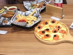 NYC披萨-瞄一喵猫咖(格力海岸店)