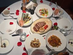 -MONICH牛排融合餐厅(和义大道购物中心店)