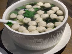 鱼丸松茸汤-船歌鱼水饺(高新园区店)
