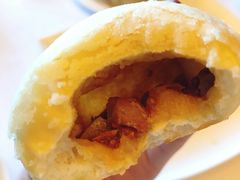 雪山脆皮叉烧包-富力丽思卡尔顿酒店·丽轩中餐厅