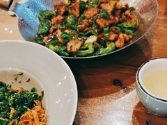 -侬佳蒸菜馆(听潮店)
