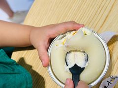 -蜜蜂小象·榴莲千层蛋糕(时代汇11栋店)