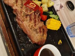 -必胜客(东大桥店)