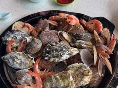 -巧克力渔家.小船海鲜胶东菜(万平口店)