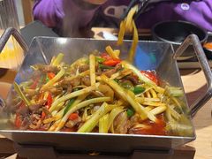 -川堂风·跷脚牛肉·乐山爆炒(宝山日月光店)