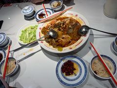 -禄鼎记·排队俩小时都要吃的酸菜鱼(石牌桥店)