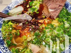 -伊穆祥牛肉面总店·清真