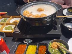 -牛牛和牛海鲜粥底火锅(长虹国际城店)