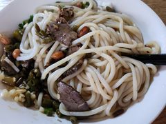 -牛八宝桂林米粉(八里庄店)