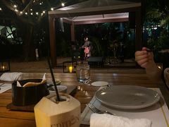 -三亚艾迪逊酒店·海滩烧烤 BARBACOA·现场乐队·浪漫晚餐·烧烤海鲜