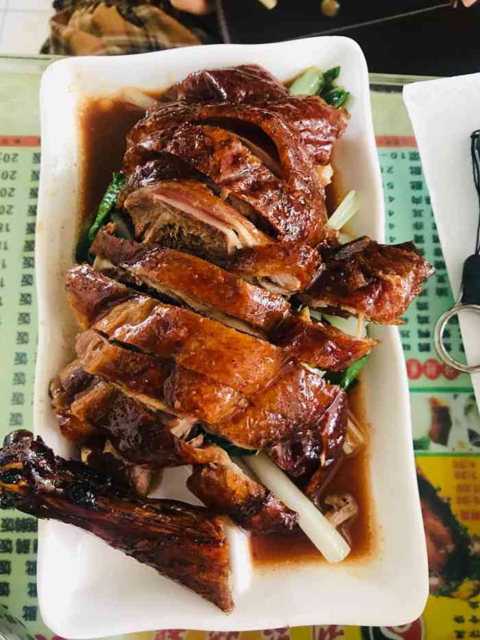 利苑烧鹅-"25块烧鸭很大一份,配上酸甜酱送碗仔饭,."-大众点评移动版