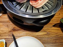 -明洞阿姨·韩式酱蟹烤肉·创意料理(三元桥店)