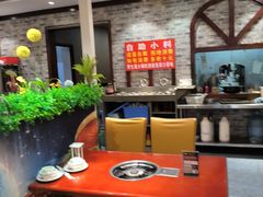 -菌之家·专业纯野生菌火锅·特色炒菌