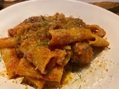 直通心粉配肉丸-Carbon莫卡哆·意大利复古集市餐厅(杭州大厦店)