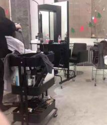 -Hair Co.一间沙龙