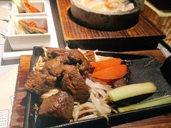 -穹六人间 people 6(岳阳路店)