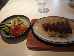 -Mogul Eatery·大亨餐酒馆