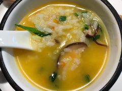 -山城外·非遗酸菜鱼(财富中心店)
