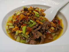 -一家人(凯旋路店)