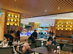 -元素自助餐厅·生蚝·海鲜·刺身(萝岗汇华希尔顿逸林酒店)
