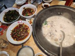 -陈大锅·岳阳鱼馆·地道岳阳菜(美食街店)