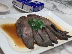 -匠心牛公馆·潮汕牛肉海鲜火锅(索菲特店)