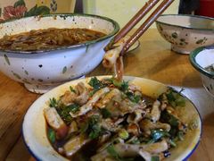 -拈签一笑黄牛肉辣卤串串