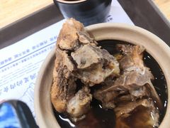-万和春排骨砂锅米饭(新业广场店)