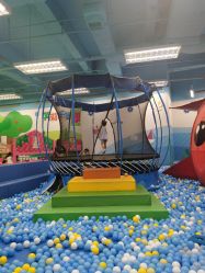 -莫莉幻想儿童乐园(武汉保利广场店)