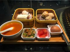 -喜鹊愉家酒店(郑州曼哈顿博览中心地铁站店)