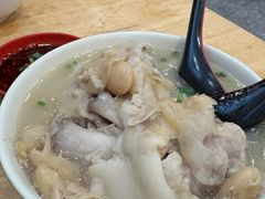 -雷祖芳老妈蹄花店