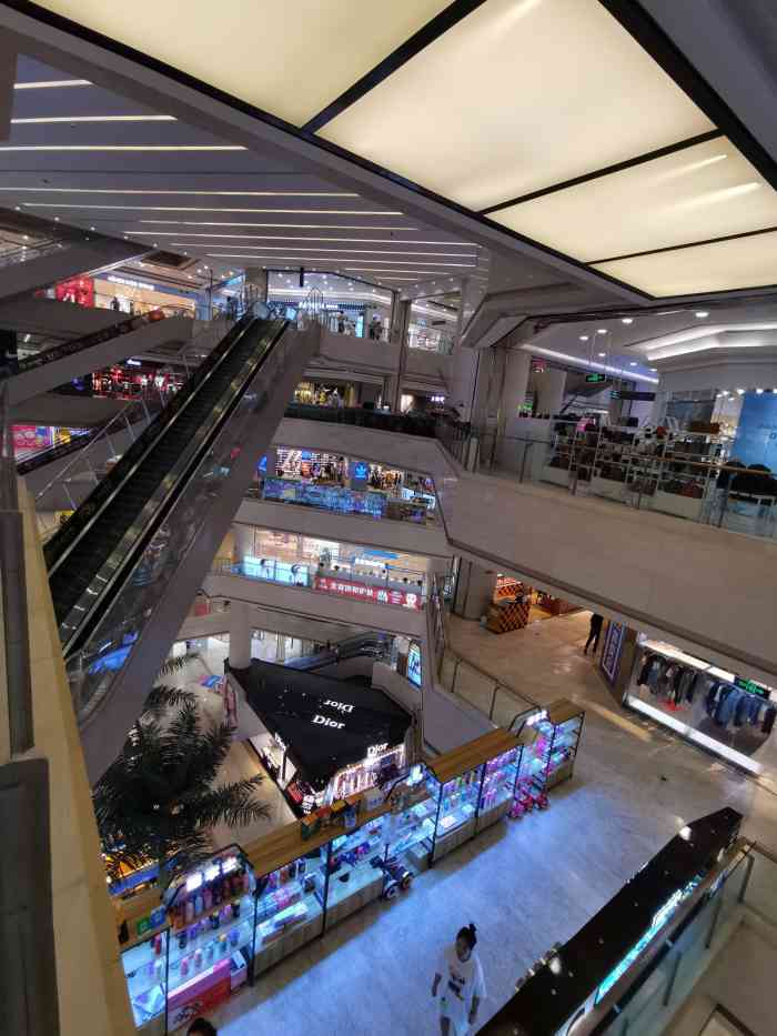 维多利摩尔城-"店很多,能逛很久,就是容易转懵了."-大众点评移动版