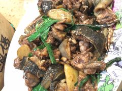 -芳村榕树头叹佬鸡煲(体育西店)