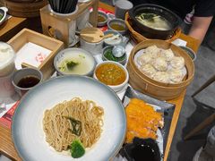 蟹粉小笼包-馋三尺蟹粉小笼(人民广场店)