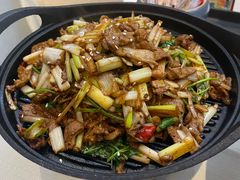 葱爆羊肉-旺顺阁鱼头泡饼(小红门店)
