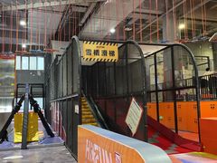 -嗨翻Hi-Fun竞技主题乐园·蹦床亲子生日轰趴(国光1937店)