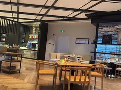 -瑰丽酒店·海吧·天际下午茶·现场DJ·天台酒吧