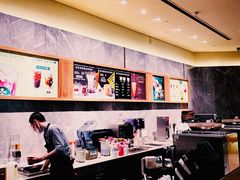 大堂-星巴克臻选(南京艾尚天地店)