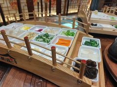 -香麒园·过桥米线·南湖雅宴