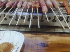 -哈尔滨小酒馆·鲜肉现穿自助烧烤(康新花园店)