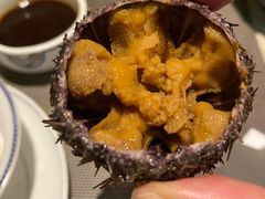 生吃海胆-海鼎荟海鲜姿造(晋江宝龙店)