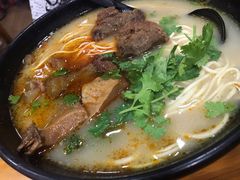 招牌牛三宝拌面-志权牛肉面(灵山路店)
