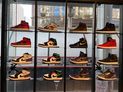 -Air Jordan(世贸天阶店)