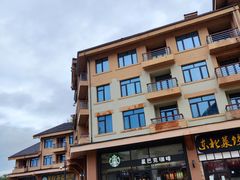 -长白山万达锦华套房酒店
