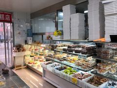 面包甜点陈列柜-幸福蛋糕坊(金顶街店)