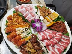 美式原切肥牛-三国惹火烤肉·中日韩烤肉集合店(海滨城店)